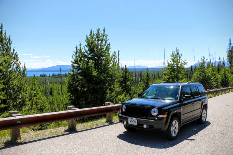 Met de auto naar Yellowstone lake