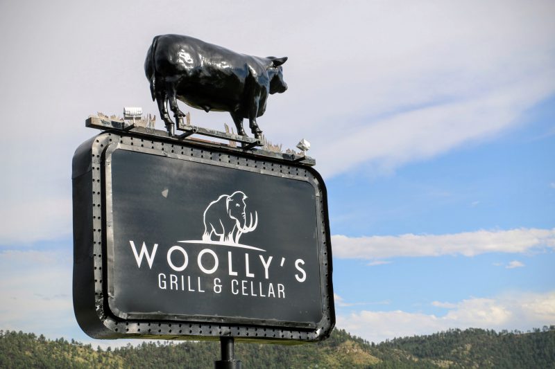 Woollys Grill Cellar Hot Springs