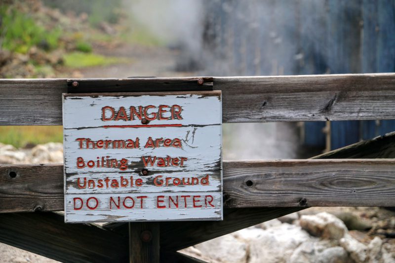 churning-caldron-at-yellowstone-national-park