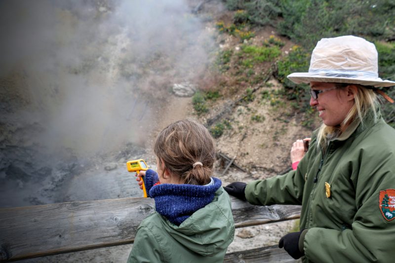 Leren voor het Junior Ranger Program in Yellowstone