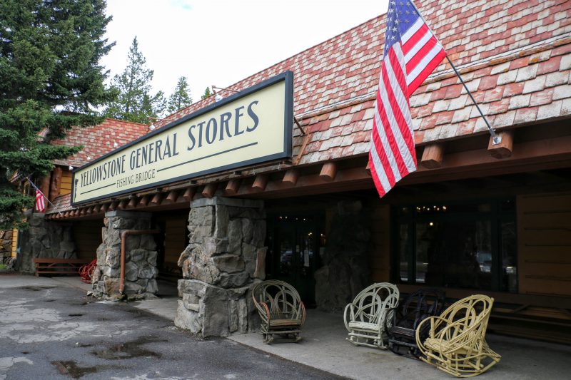 yellowstone-general-store-fishing-bridge